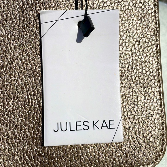 Jules Kae Metallic Clutch Cosmetic Makeup Bag. - Picture 2 of 4